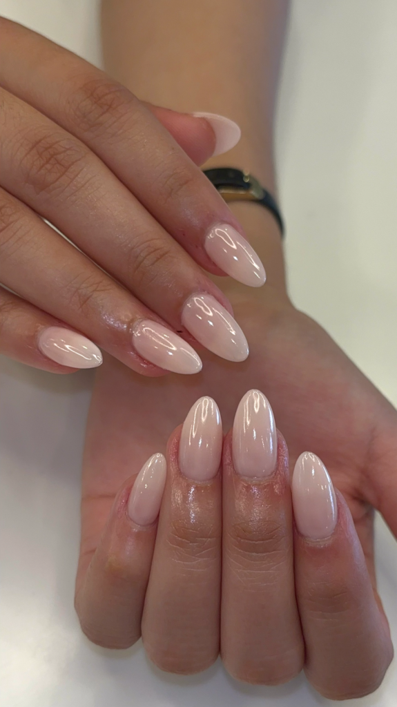 What are Sculpted Manicures on Natural Nails